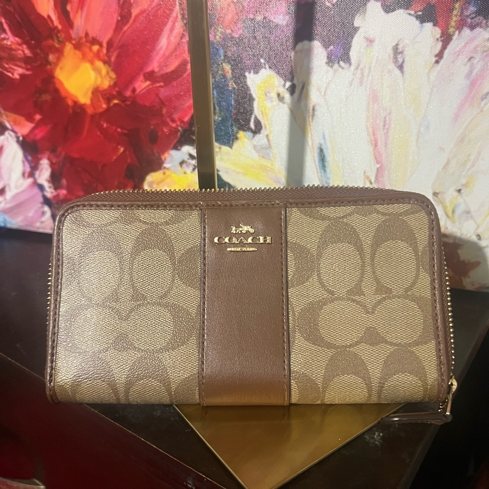 Coach Brown Signature Zip Wallet with Logo Plaque